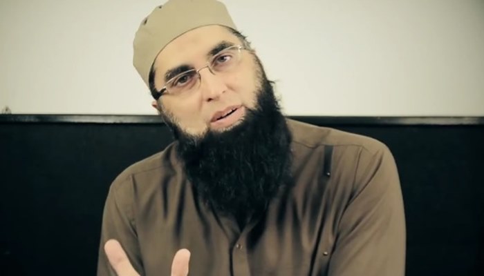 Junaid Jamshed Deserved Spanking